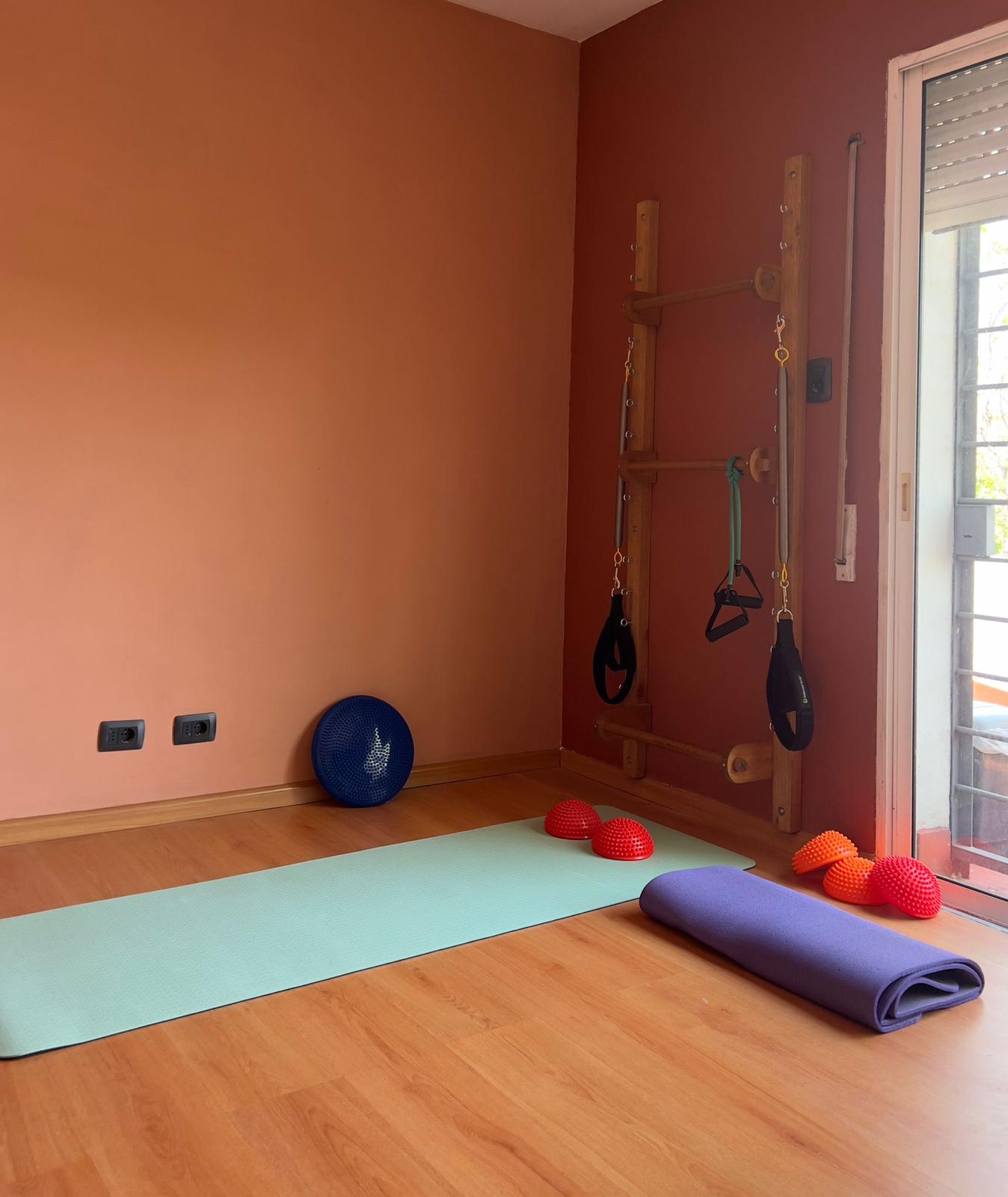 Espacio real preparado para una clase de Pilates Mat